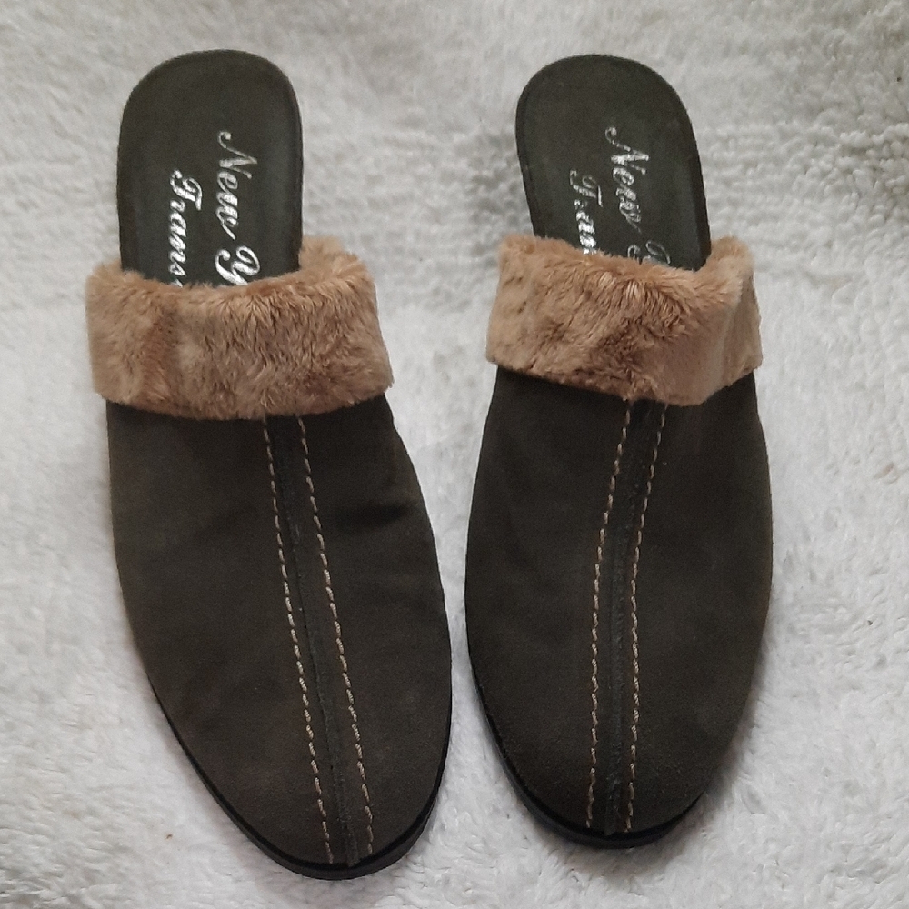 New York Transit Women's Suede Faux Fur Shoes